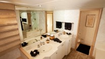 Yacht SHOGUN -  VIP Bath